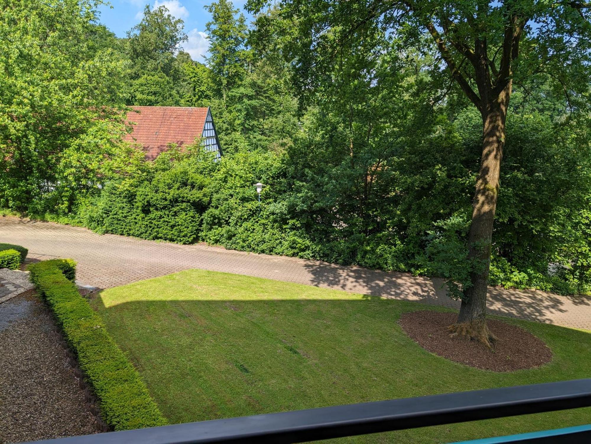 Lejlighed Mit Balkon Und Pool, Zentral Am Waldrand